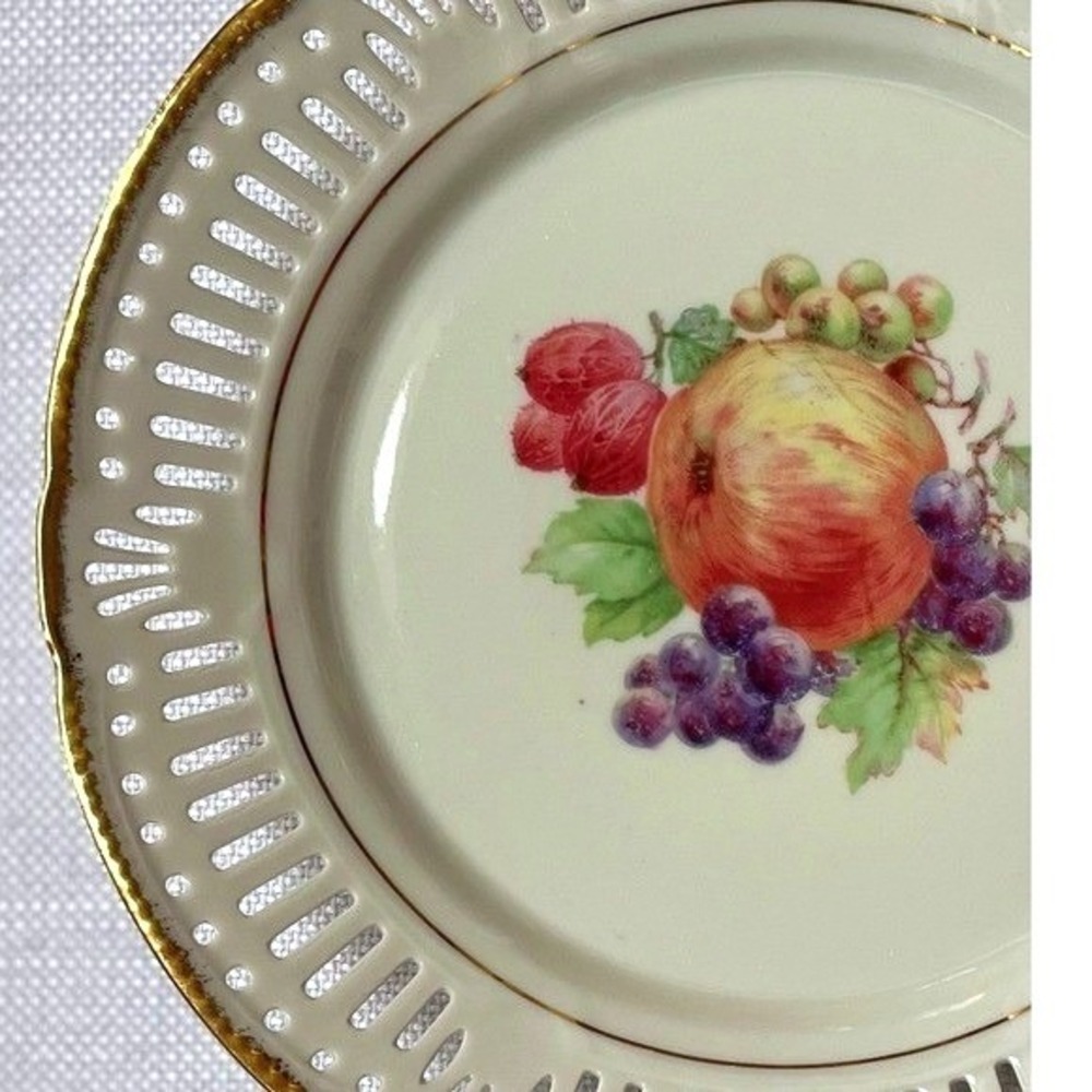 Vintage Schruarzenhammer Bavaria Germany Reticulated Bread Butter Plate Fruit - Picture 5 of 9